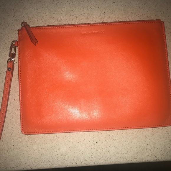 Banana Republic Accessories - Banana Republic iPad Case